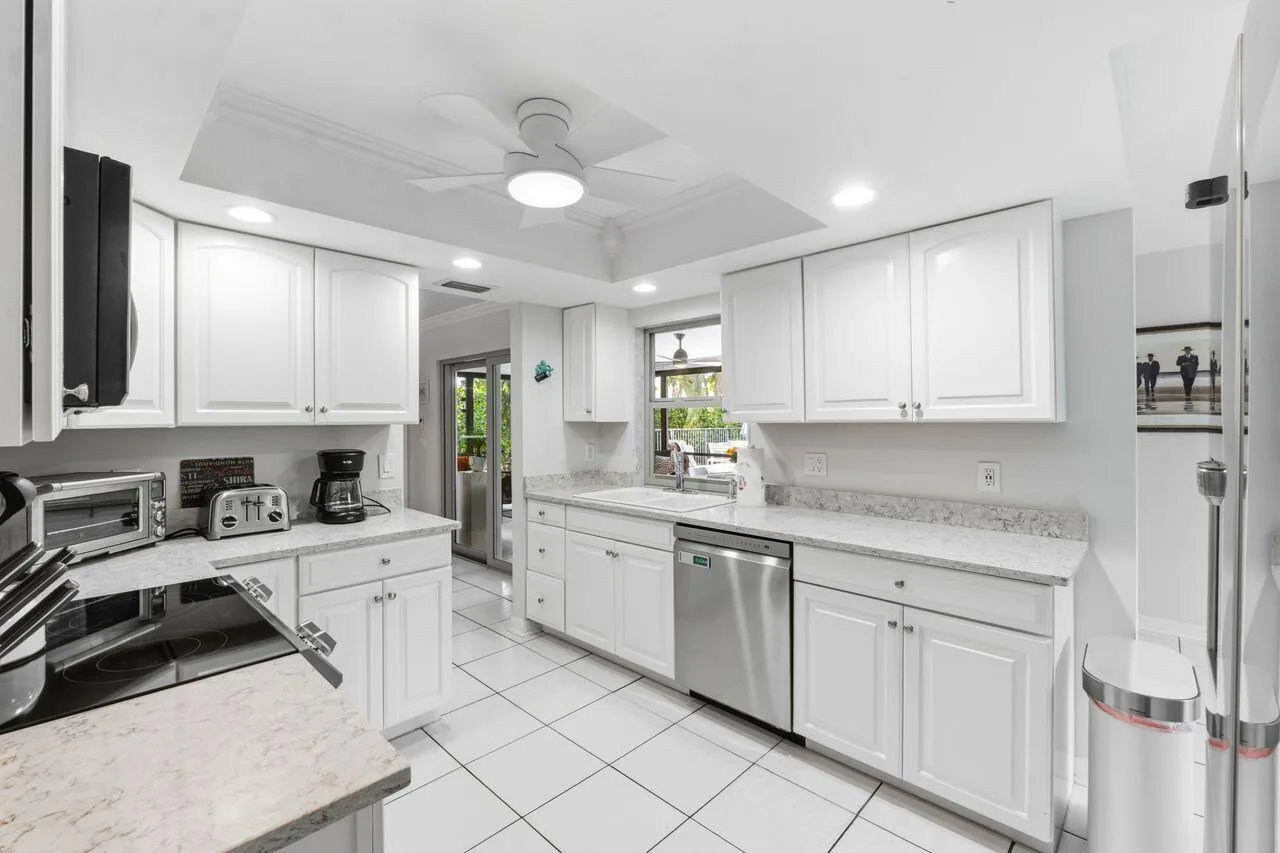 6372 SLEEPY WILLOW Way, Delray Beach, FL 33484 photo 10