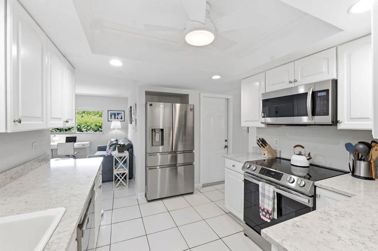 6372 SLEEPY WILLOW Way, Delray Beach, FL 33484 photo 9