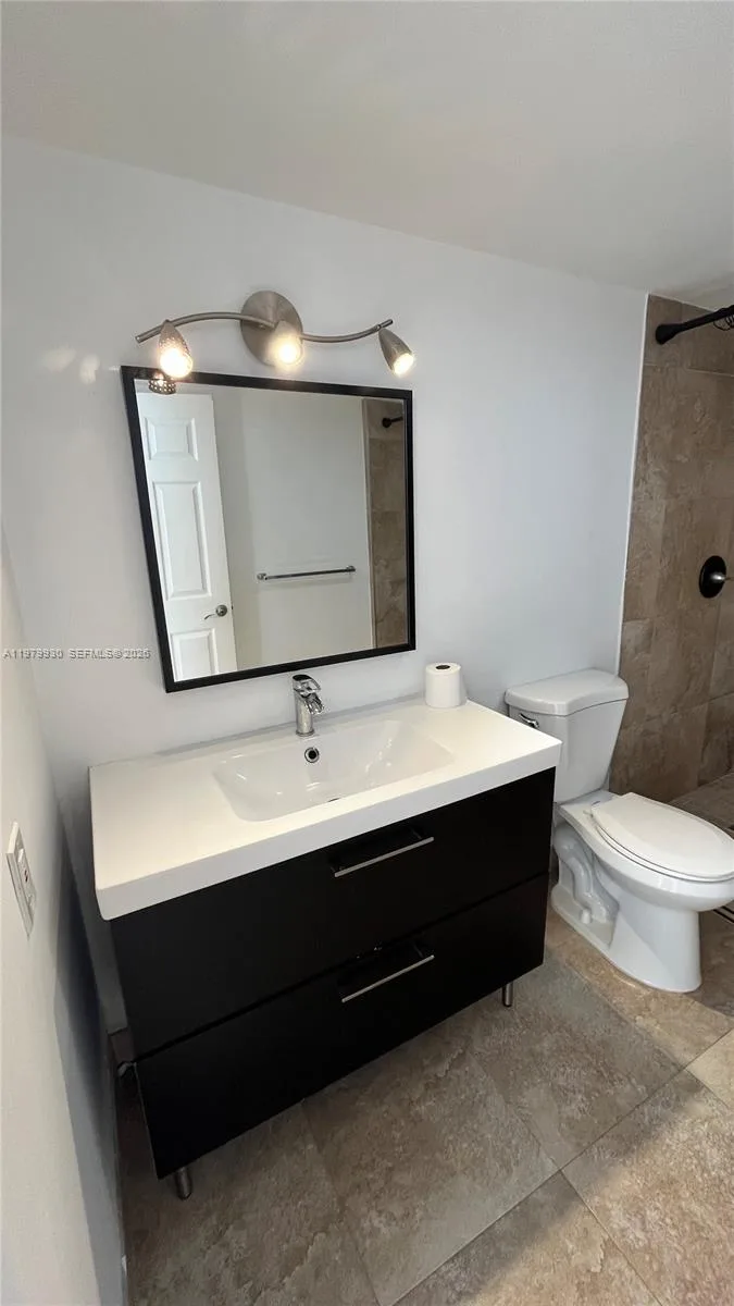 17500 N Bay Rd # S403, Sunny Isles Beach, FL 33160 photo 10