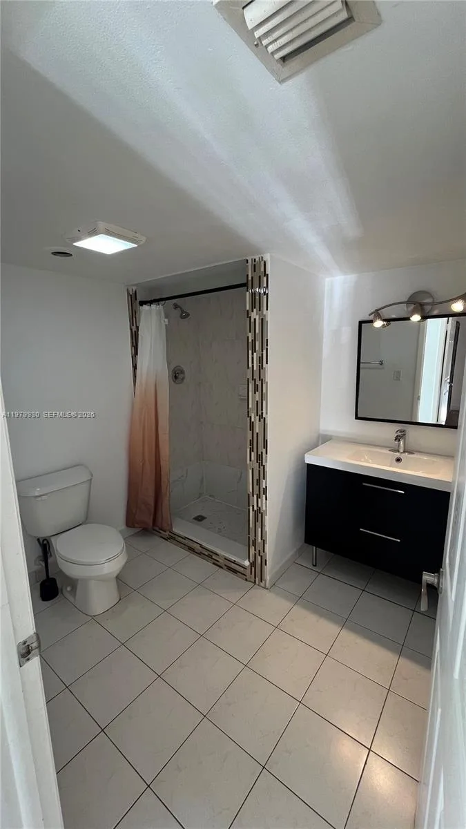 17500 N Bay Rd # S403, Sunny Isles Beach, FL 33160 photo 7