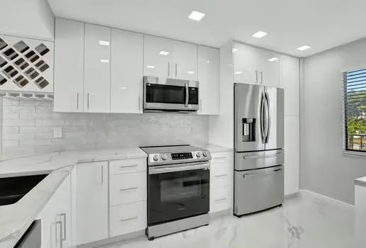 7076 Huntington Lane # 407, Delray Beach, FL 33446