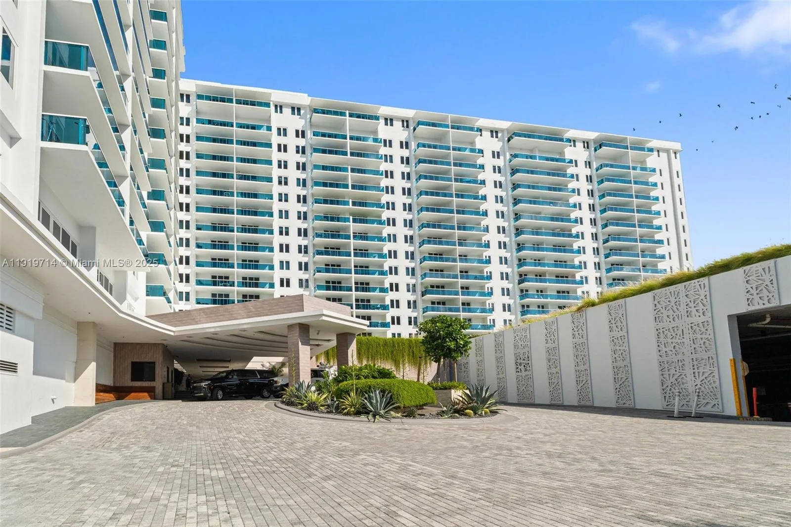 2301 Collins Ave # 802, Miami Beach, FL 33139