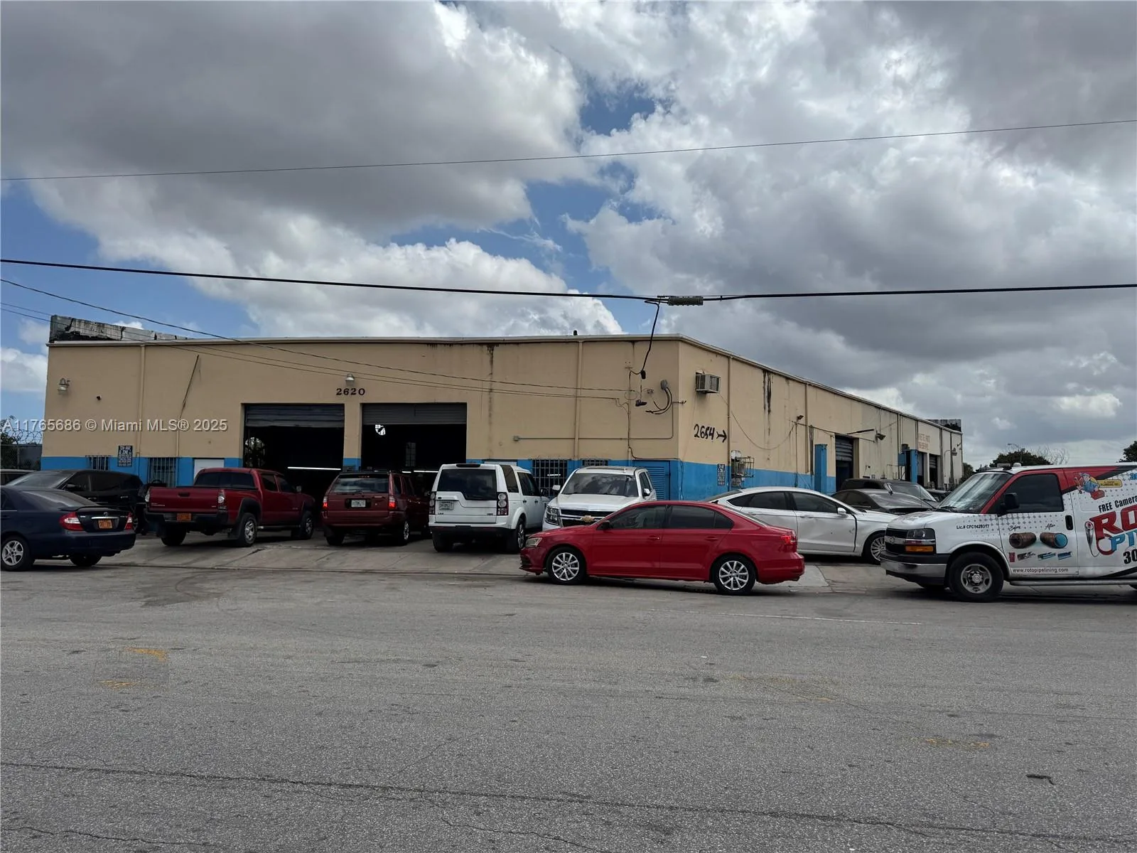 2620 SW Ali Baba Ave, Opa-Locka, FL 33054 photo 2