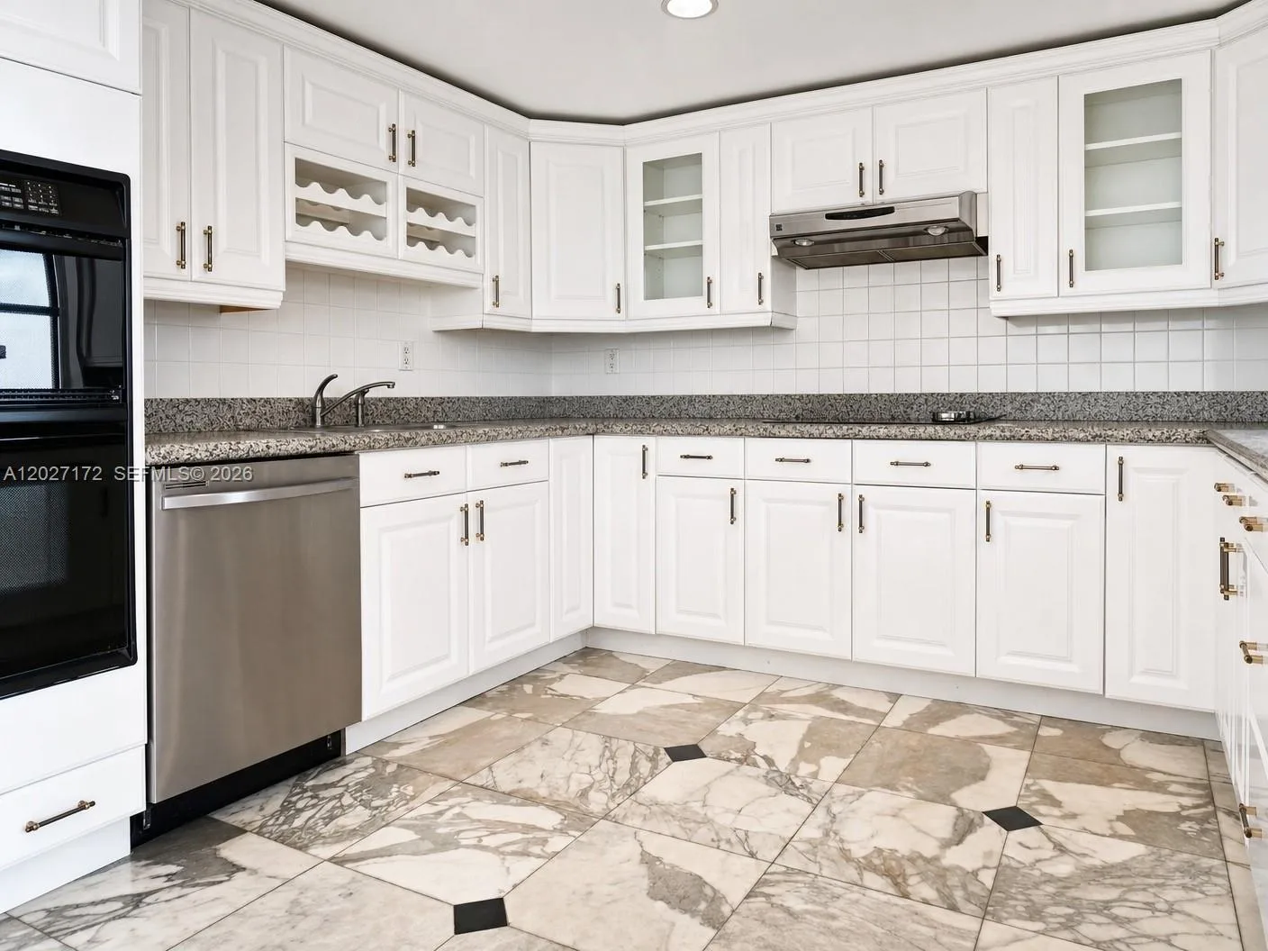 1925 Brickell Ave # D-1808, Miami, FL 33129 photo 9