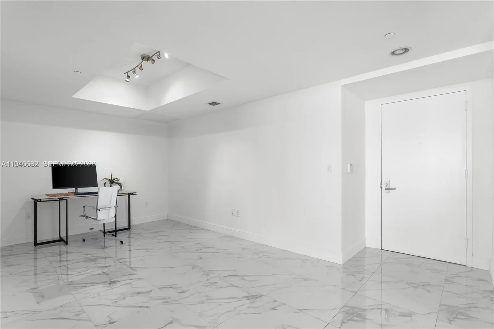 465 Brickell Ave # 5505, Miami, FL 33131 photo 4
