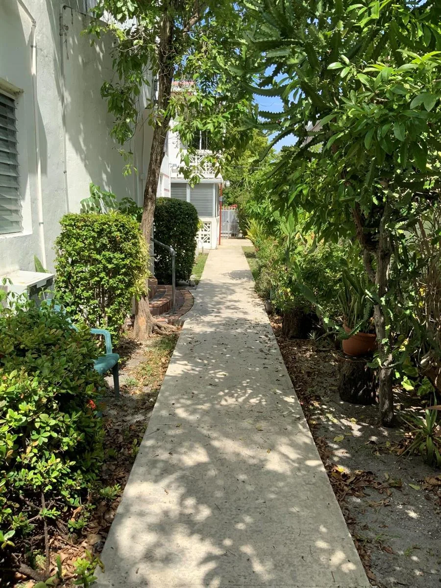 625 MICHIGAN Avenue, Miami Beach, FL 33139 photo 4