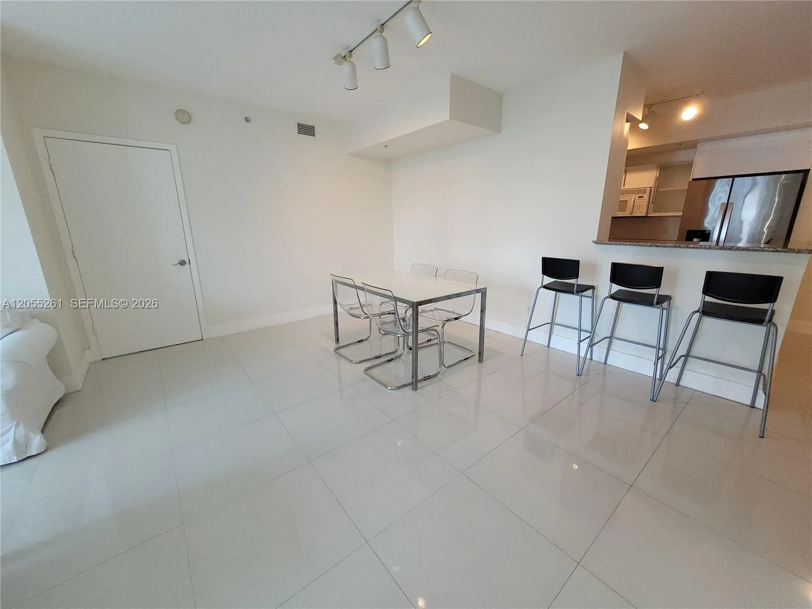 325 S Biscayne Blvd # 1719, Miami, FL 33131 photo 10