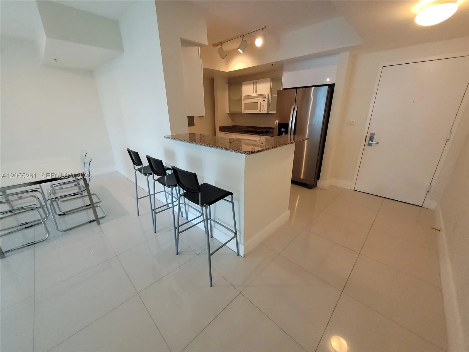 325 S Biscayne Blvd # 1719, Miami, FL 33131 photo 11