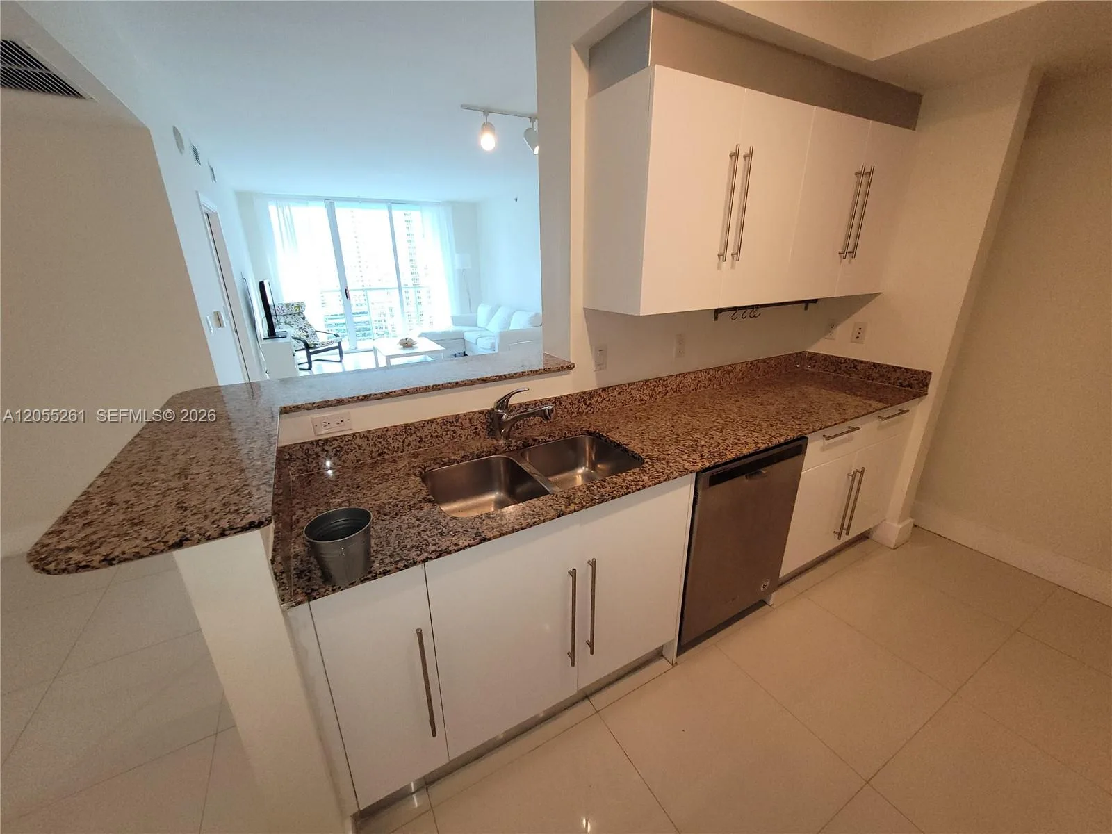 325 S Biscayne Blvd # 1719, Miami, FL 33131 photo 13