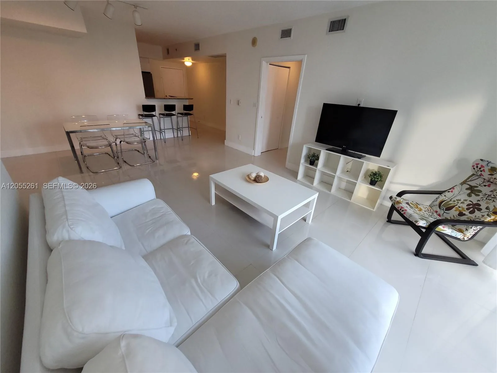 325 S Biscayne Blvd # 1719, Miami, FL 33131 photo 7