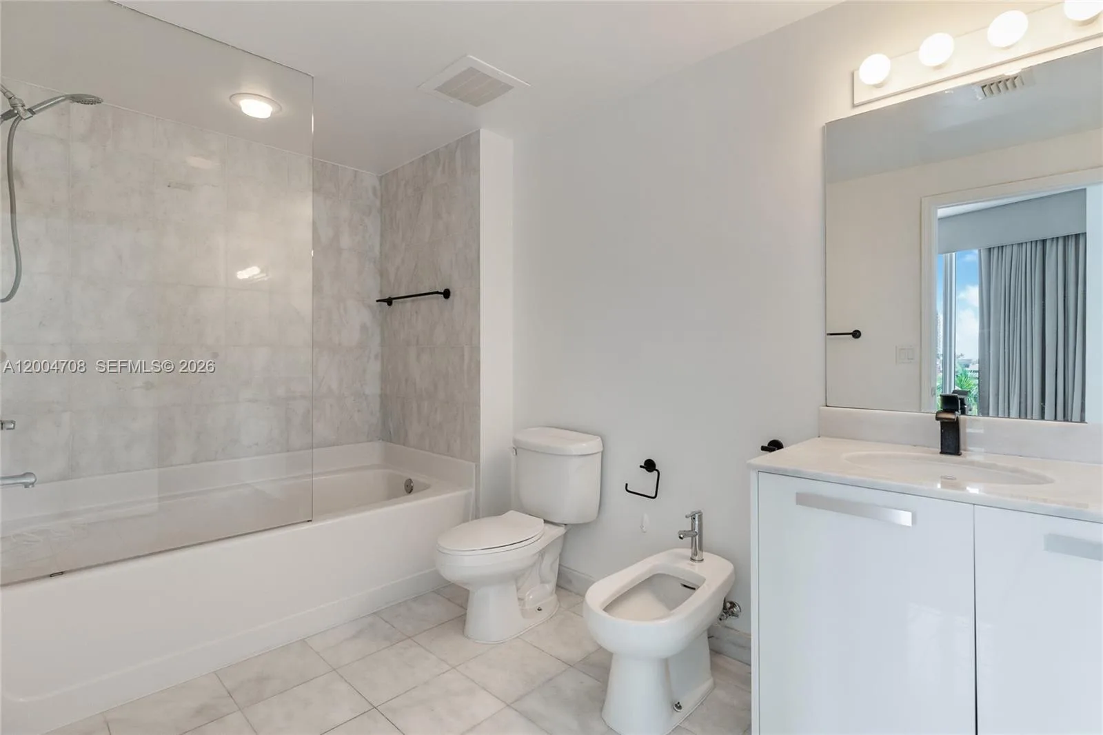 601 NE 36th St # 801, Miami, FL 33137 photo 10
