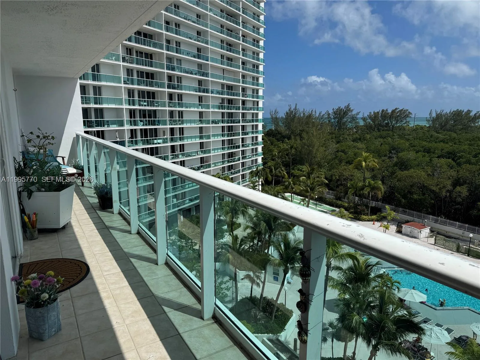 100 Bayview Dr # 725, Sunny Isles Beach, FL 33160 photo 5