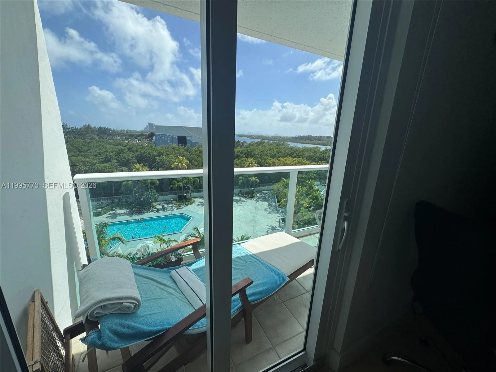 100 Bayview Dr # 725, Sunny Isles Beach, FL 33160 photo 8