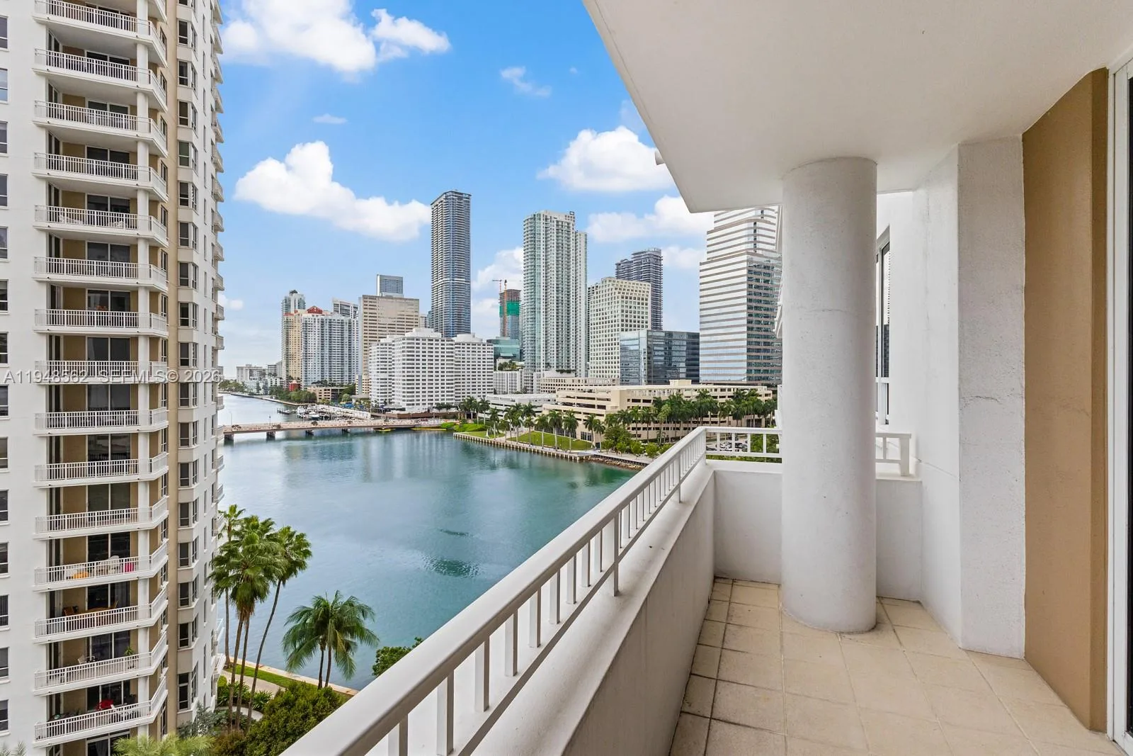 801 Brickell Key Blvd # 1005, Miami, FL 33131