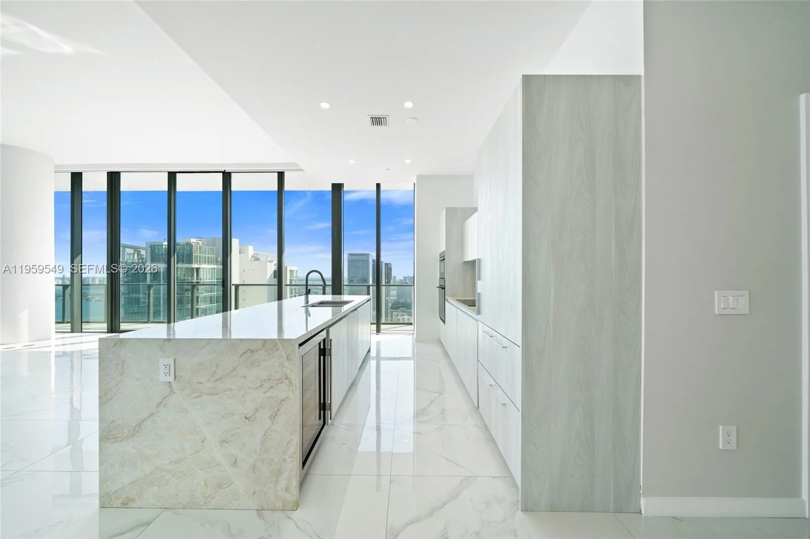 480 NE 31st St # PH5101, Miami, FL 33137 photo 9
