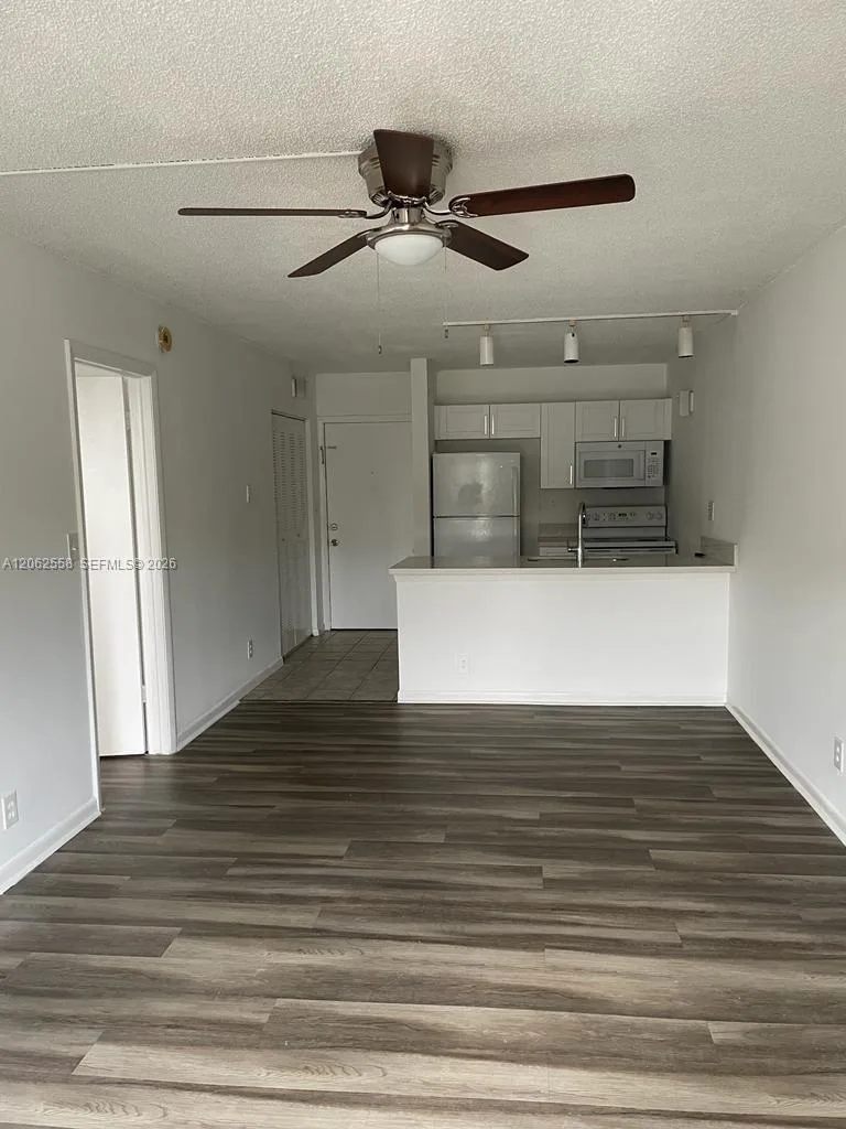 2771 Riverside Dr # 307-A, Coral Springs, FL 33065 photo 4