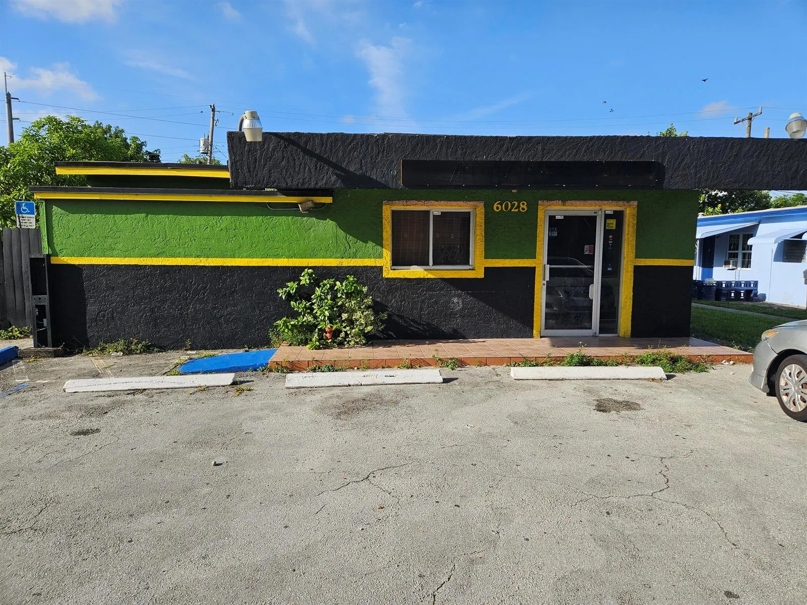6028 Washington Street, Hollywood, FL 33023