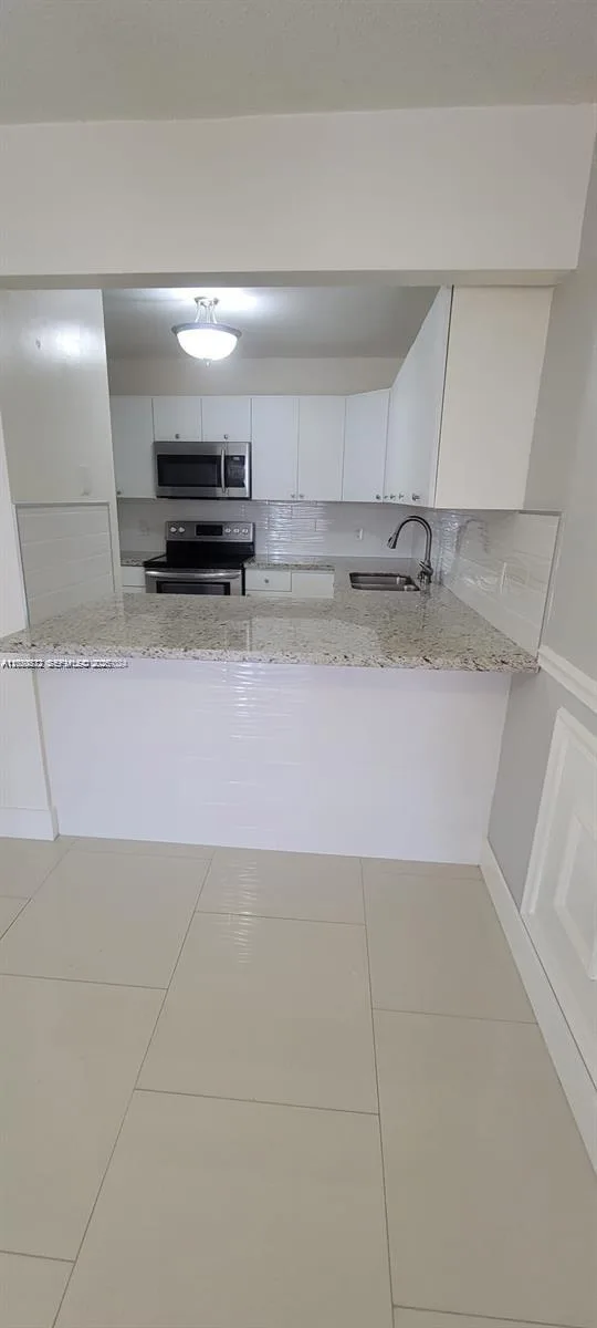 6970 NW 186th St # 3-502, Hialeah, FL 33015 photo 3