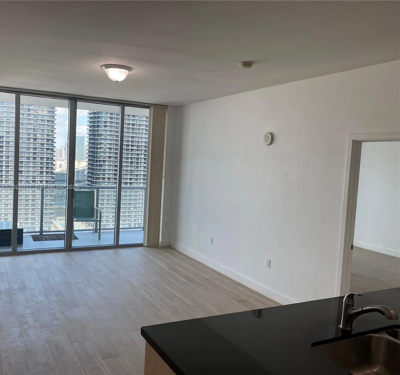 1111 SW 1st Ave # 3123-N, Miami, FL 33130 photo 4