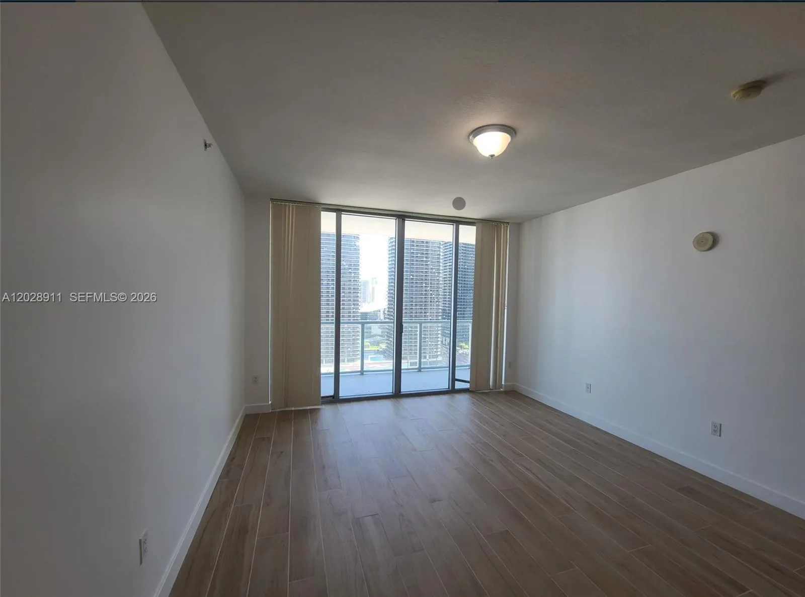 1111 SW 1st Ave # 3123-N, Miami, FL 33130 photo 5