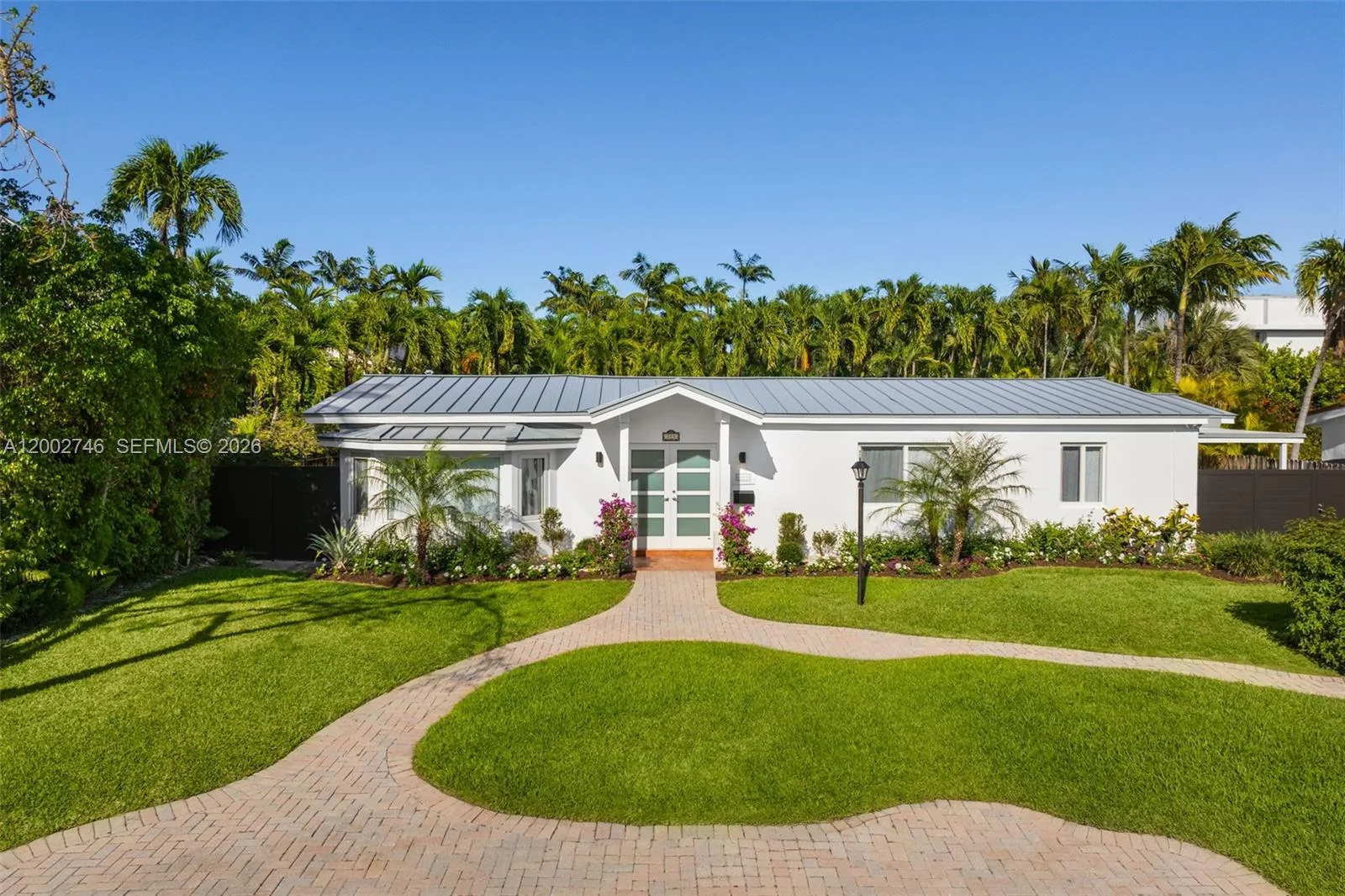 255 Ridgewood Rd, Key Biscayne, FL 33149 photo 2