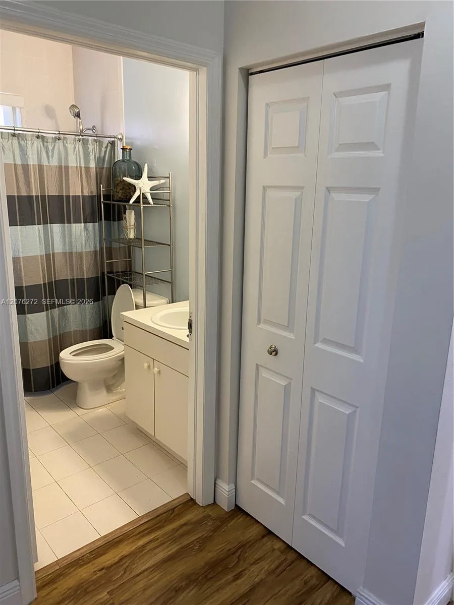 2529 NE 41st Ter, Homestead, FL 33033 photo 11