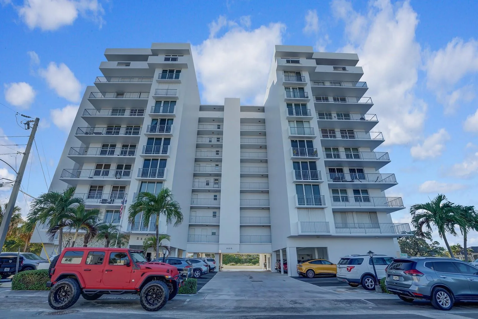 1609 N Riverside Drive # 304, Pompano Beach, FL 33062