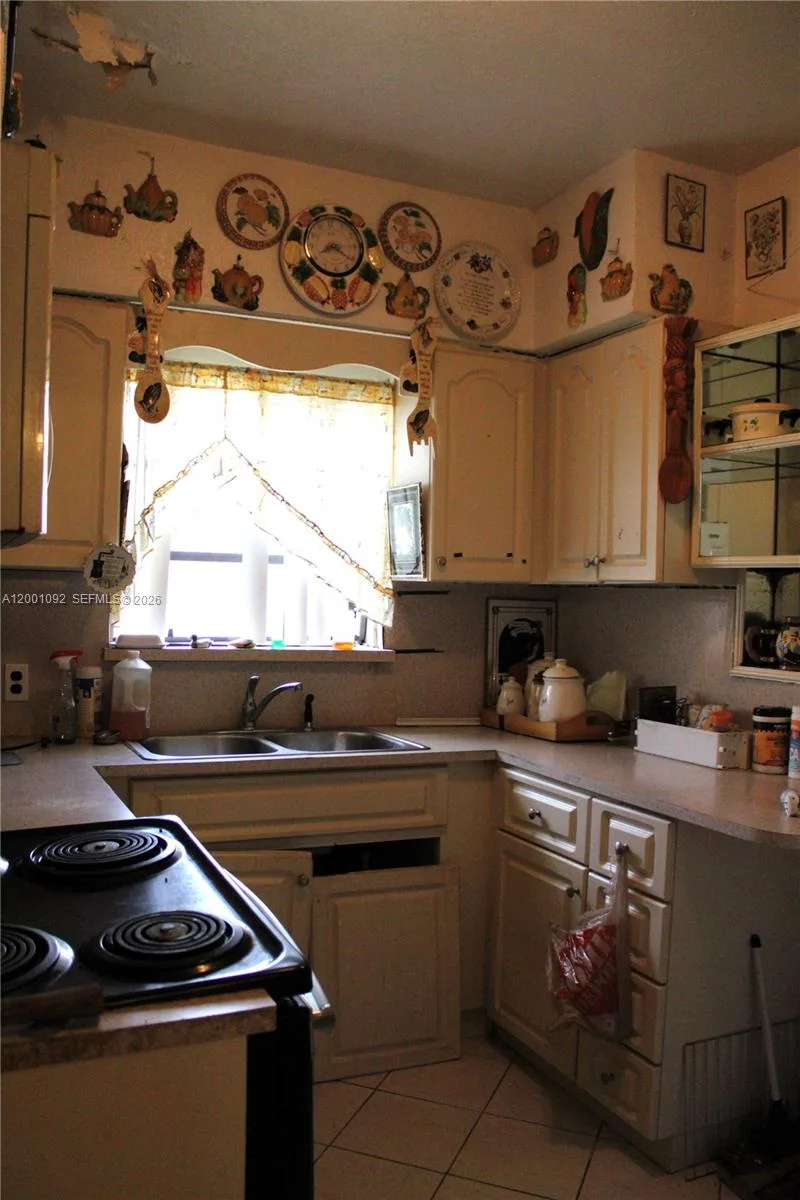 111 NW 52nd St, Miami, FL 33127 photo 4