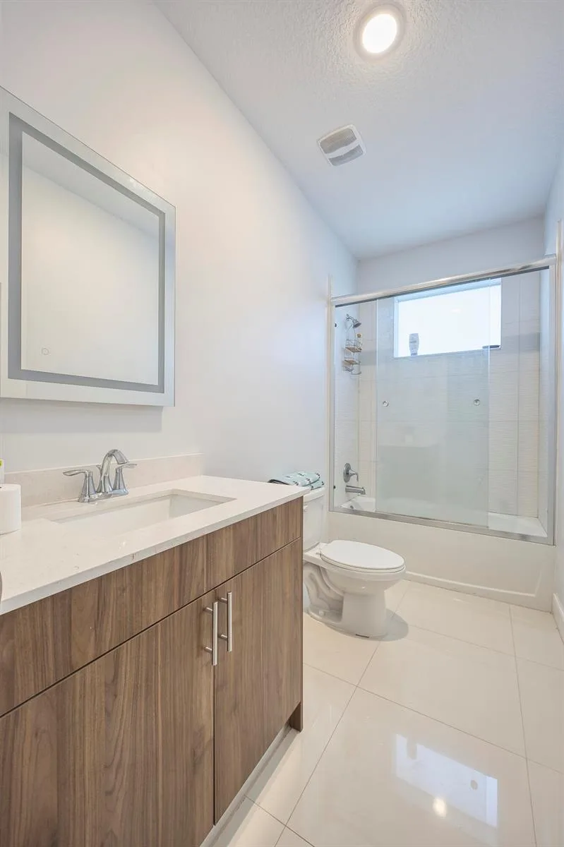 941 Fitch Drive, West Palm Beach, FL 33415 photo 2