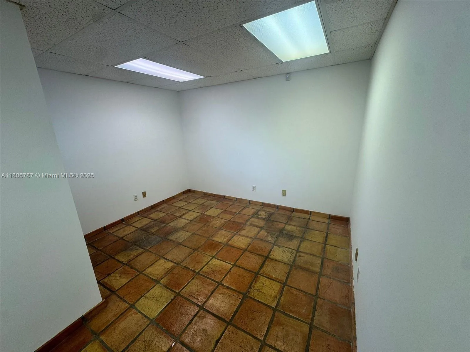 10849 NW 29th St # 10849, Doral, FL 33172 photo 2