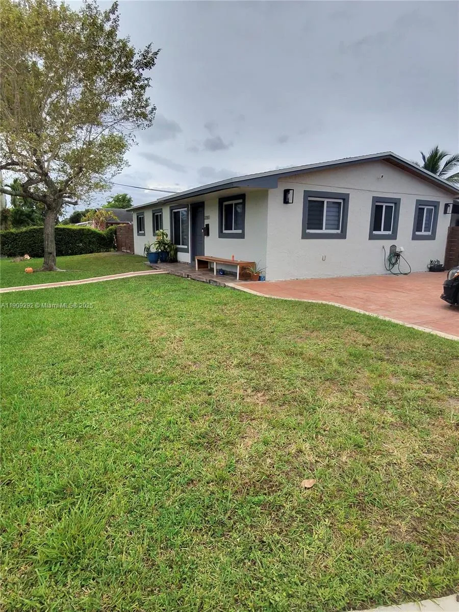 20180 NW 14th Ct, Miami Gardens, FL 33169 photo 5
