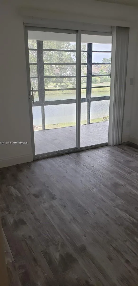 9709 Hammocks Blvd # 202, Miami, FL 33196 photo 2