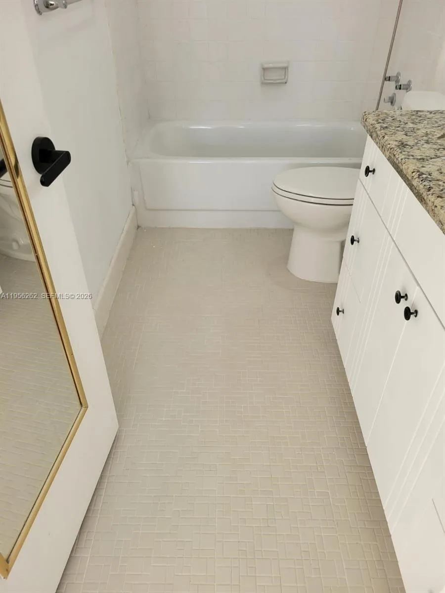 900 Bay Dr # 821, Miami Beach, FL 33141 photo 9