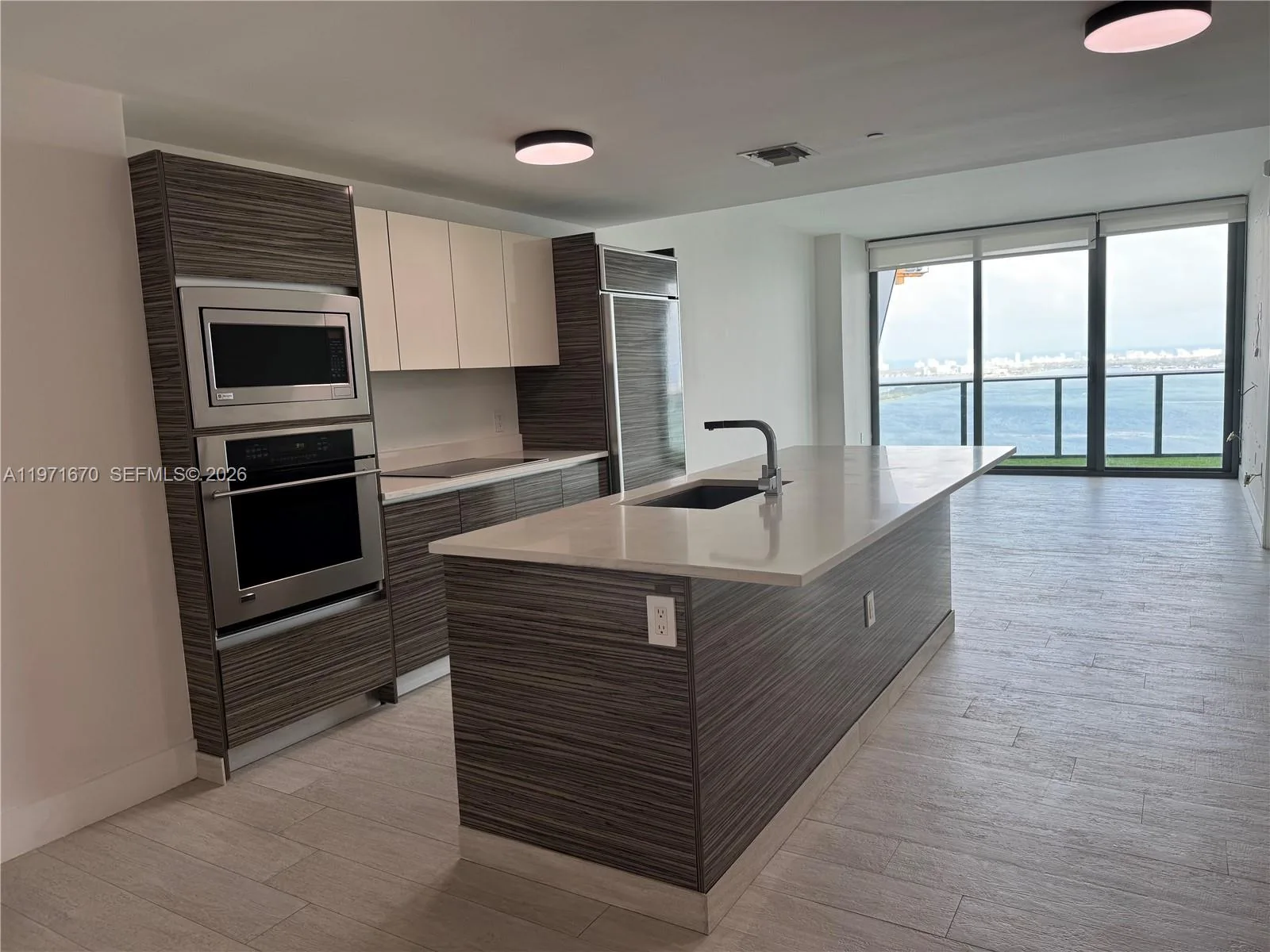 460 NE 28th St # 3906, Miami, FL 33137 photo 2