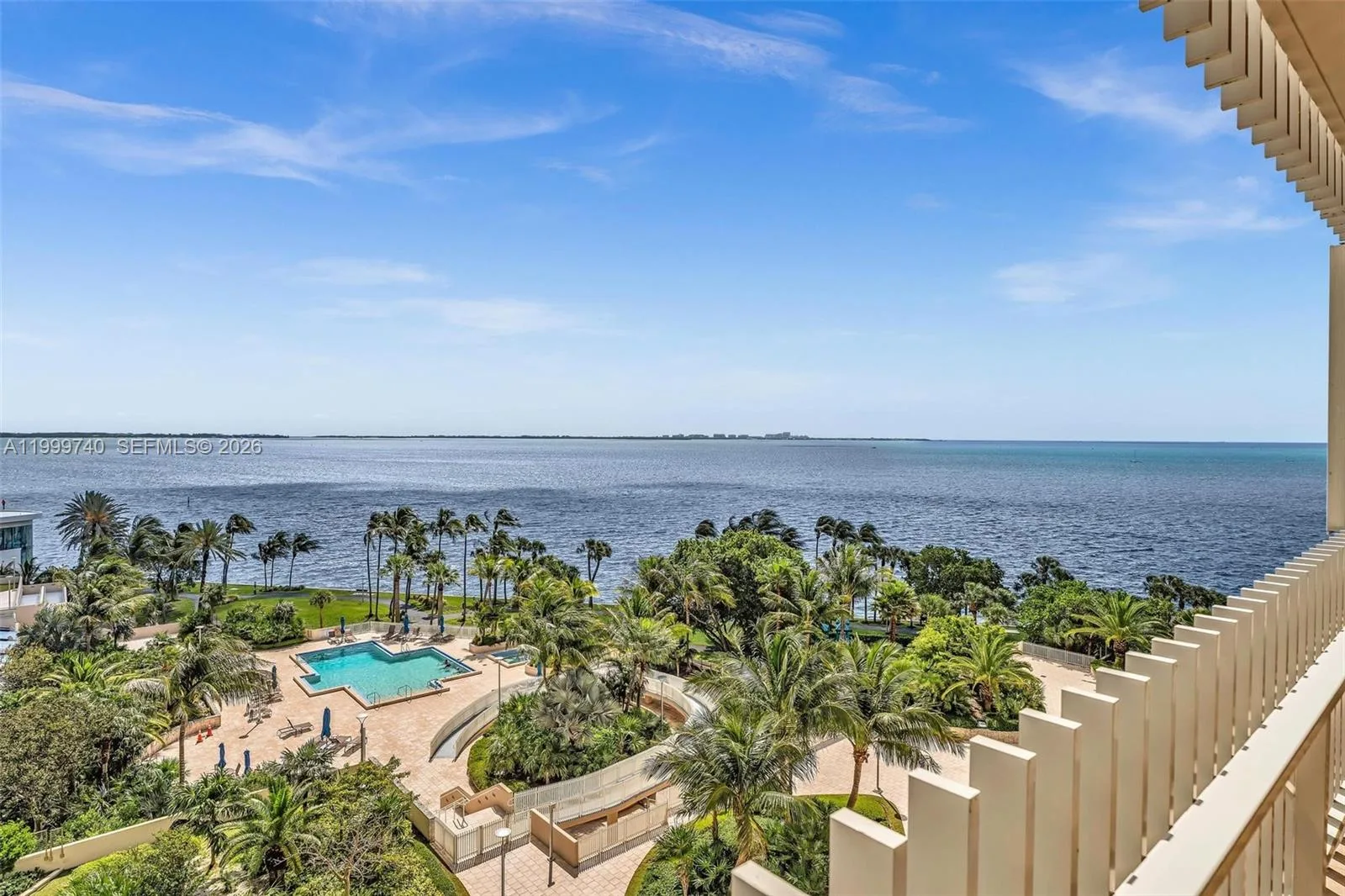 2 Grove Isle Dr # B805, Miami, FL 33133