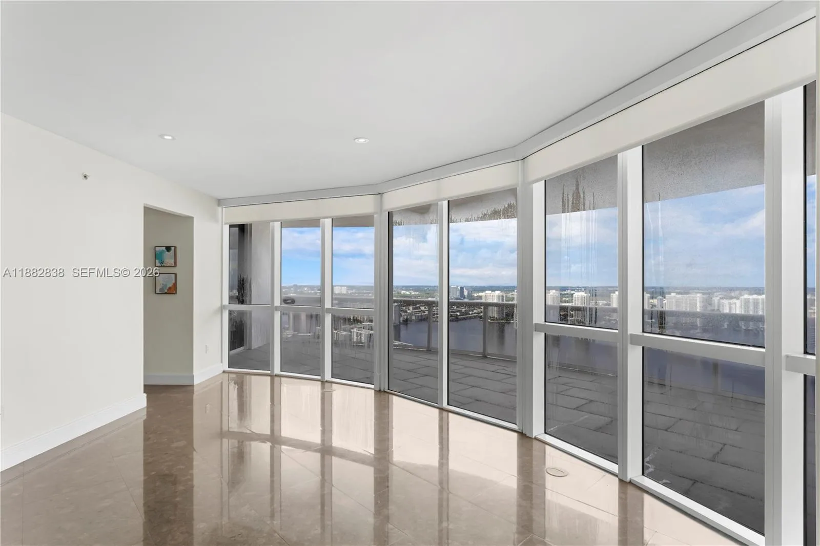 18201 Collins Ave # 5301, Sunny Isles Beach, FL 33160 photo 2