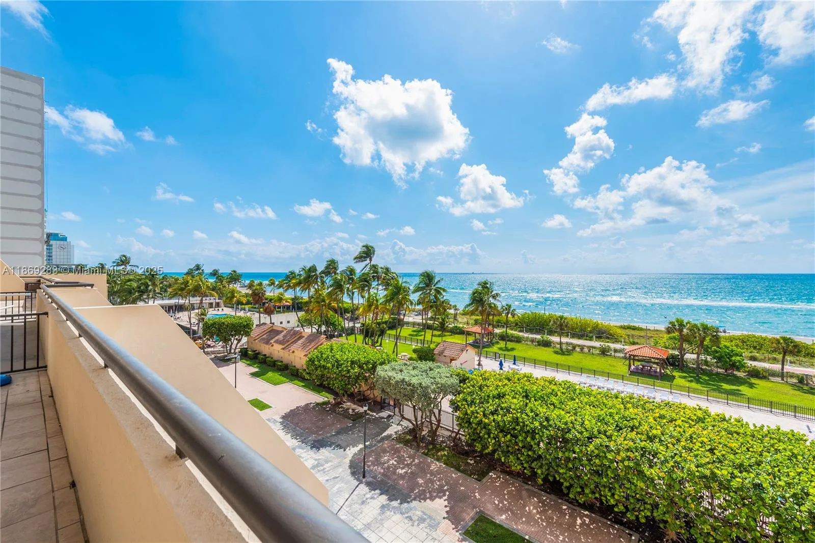 2555 Collins Ave # 607, Miami Beach, FL 33140 photo 4