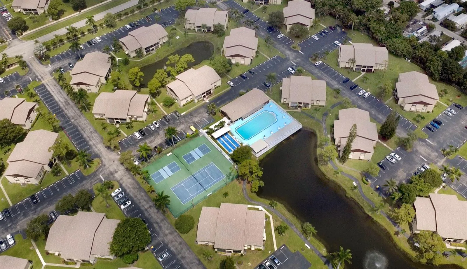 311 Pine Ridge Circle # B-1, FL 33463 photo 7