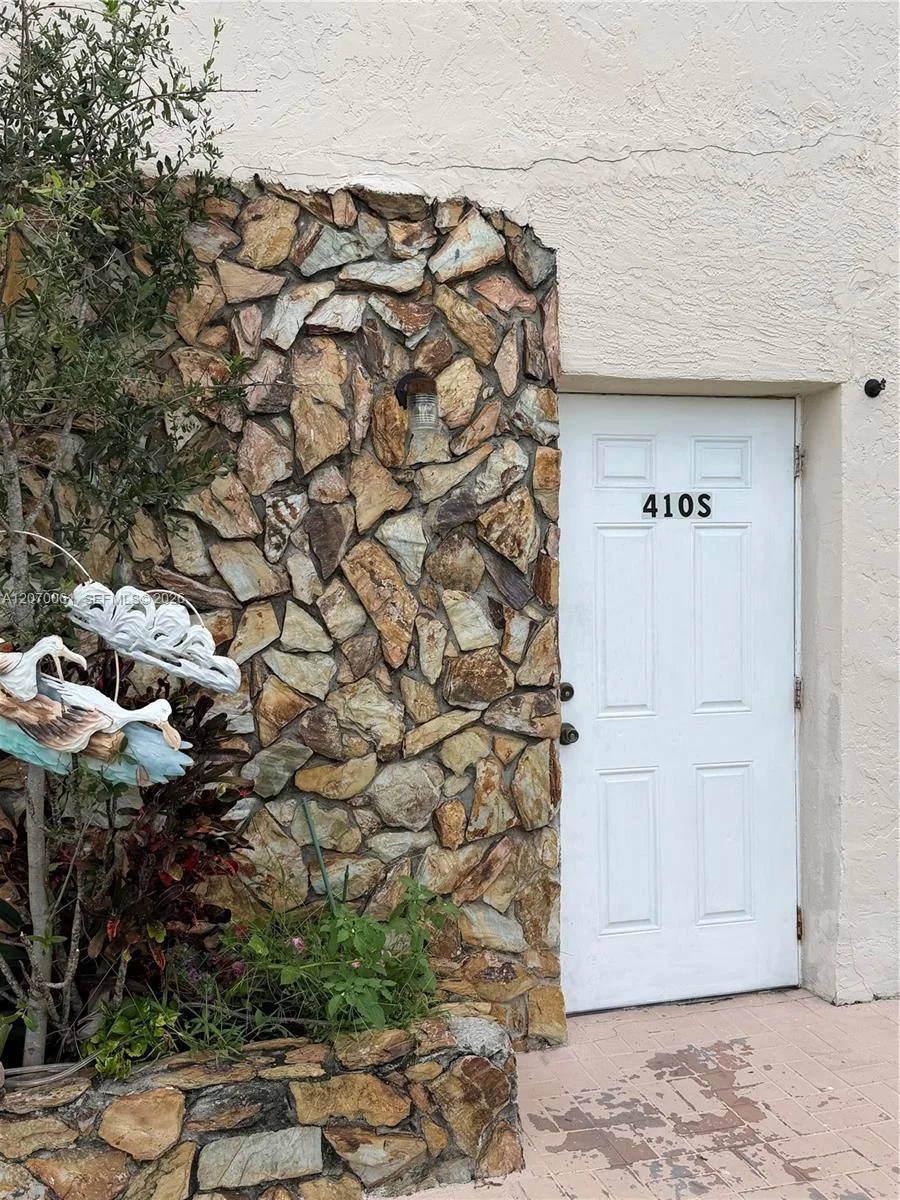 410 N 58th Ave # S, Hollywood, FL 33021