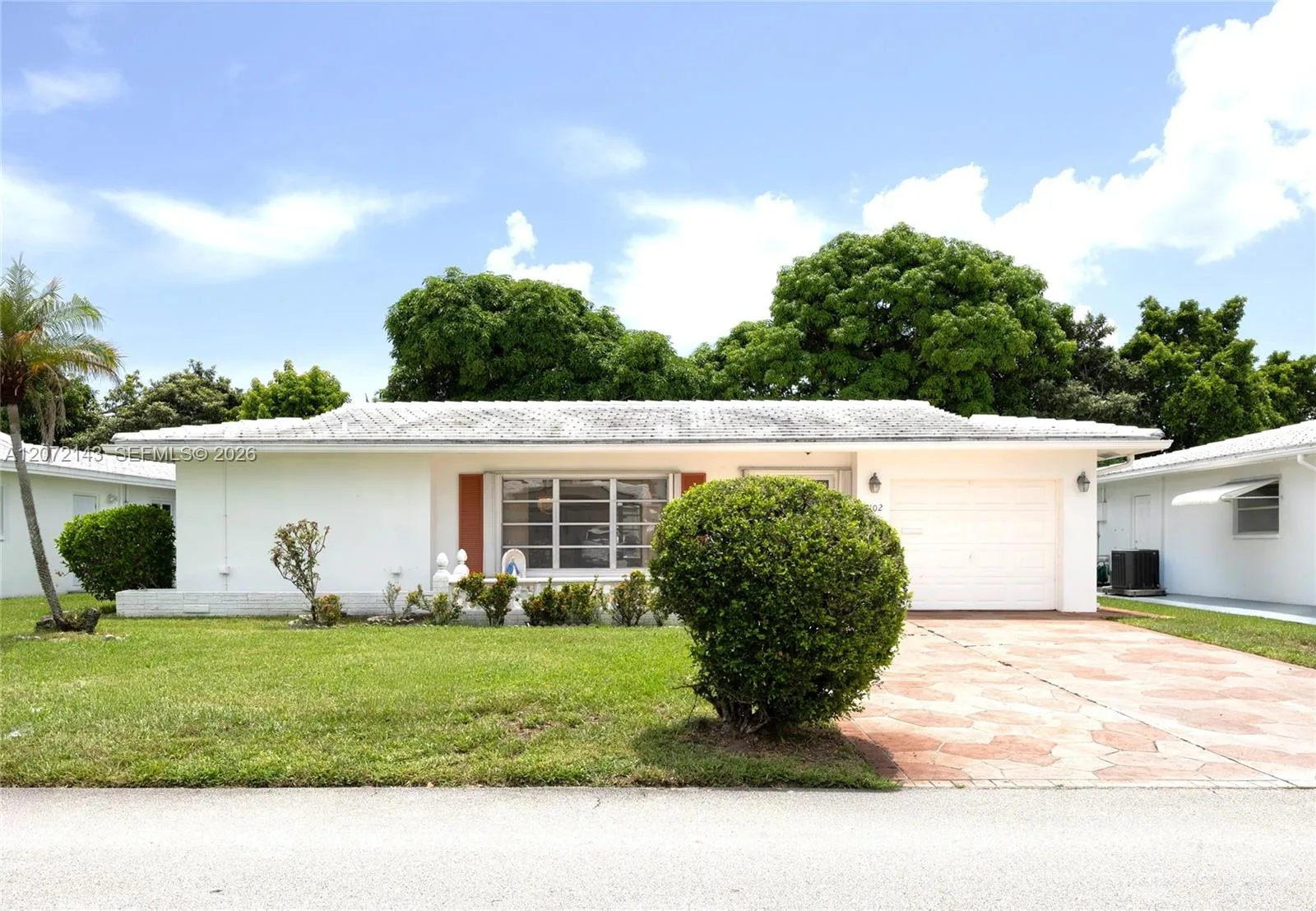 7102 NW 71st St, Tamarac, FL 33321 photo 4