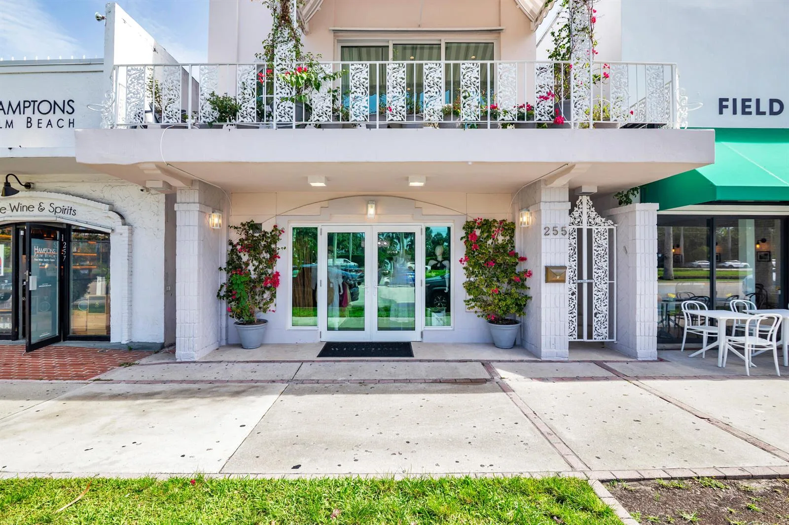 255 Royal Poinciana Way, Palm Beach, FL 33480