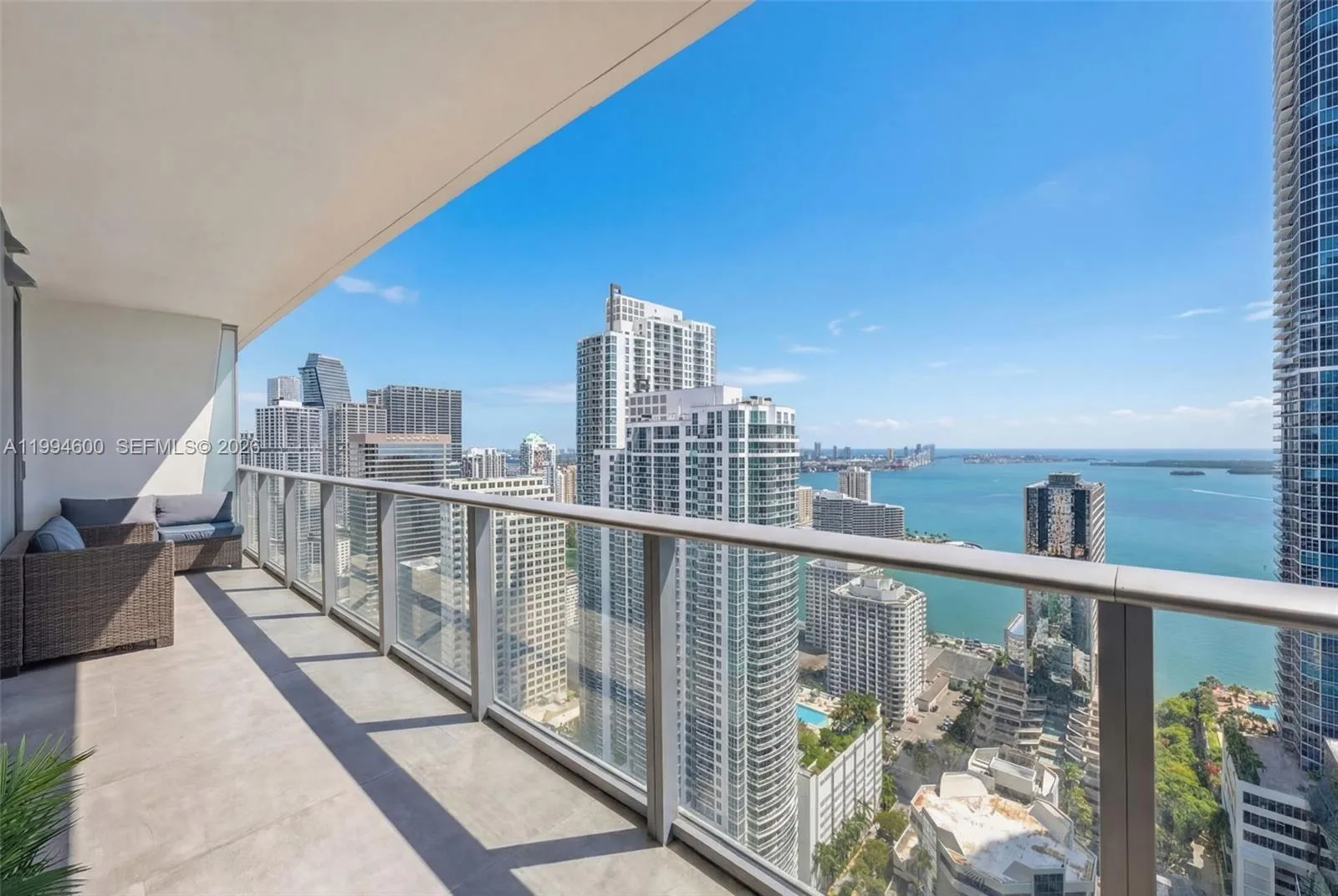 1010 Brickell Av # 4203, Miami, FL 33131 photo 2