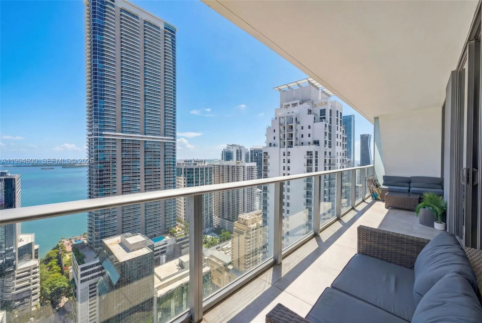 1010 Brickell Av # 4203, Miami, FL 33131 photo 3