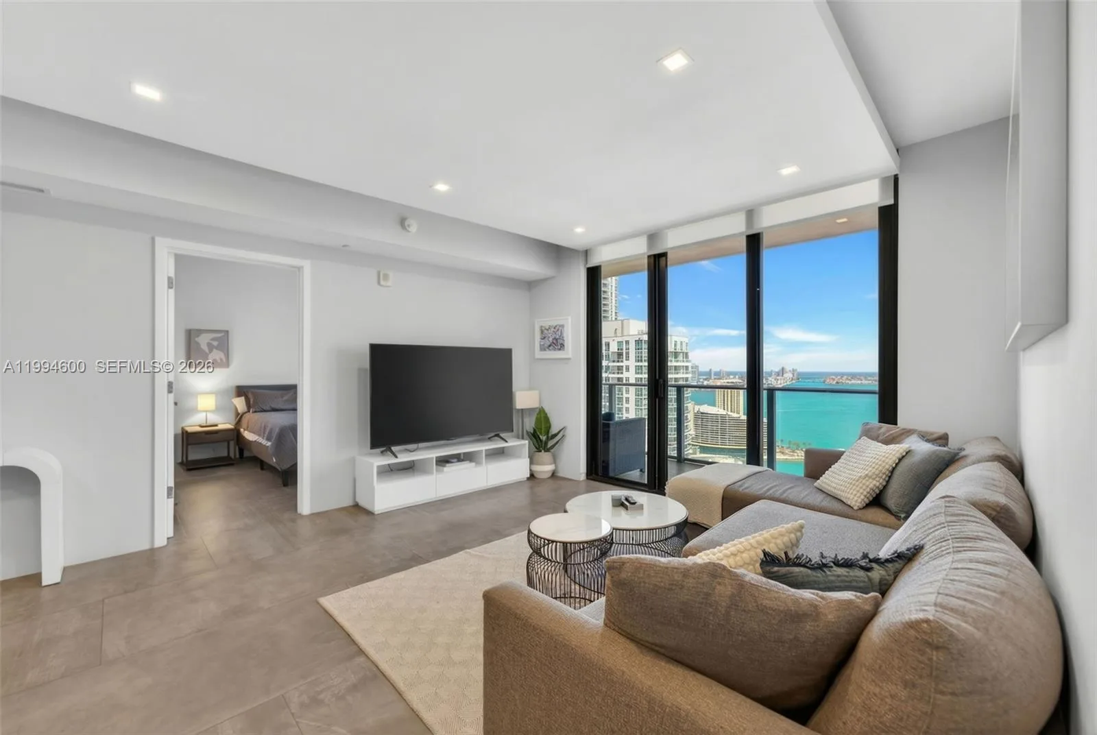 1010 Brickell Av # 4203, Miami, FL 33131 photo 6