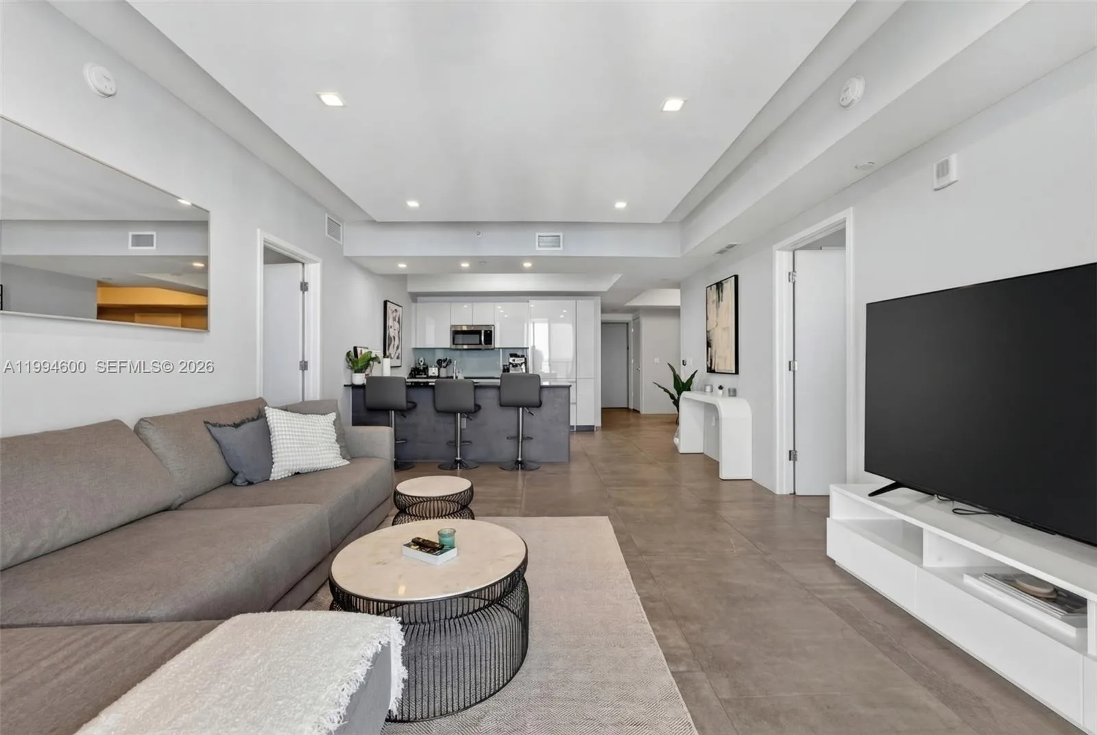 1010 Brickell Av # 4203, Miami, FL 33131 photo 7