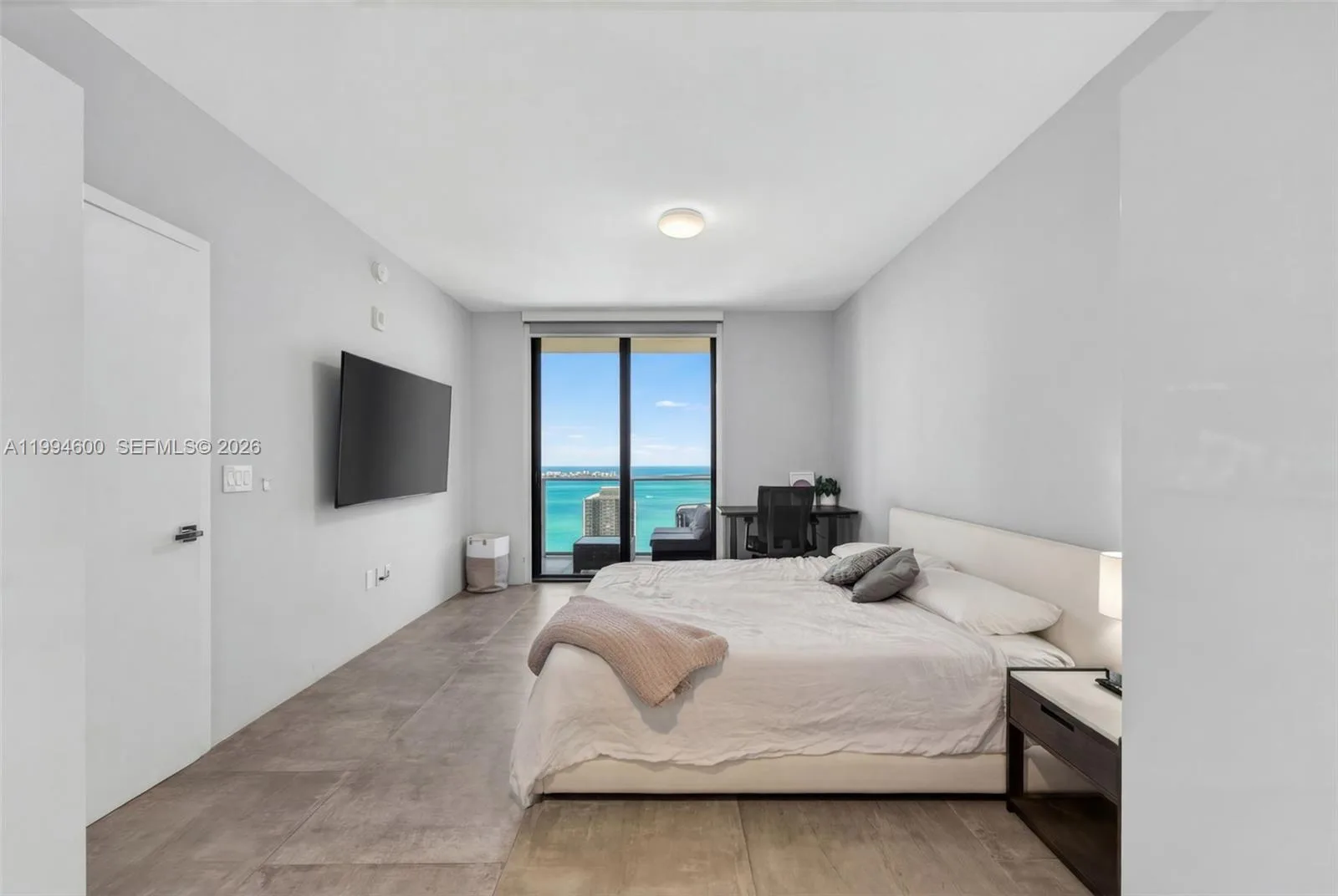 1010 Brickell Av # 4203, Miami, FL 33131 photo 9