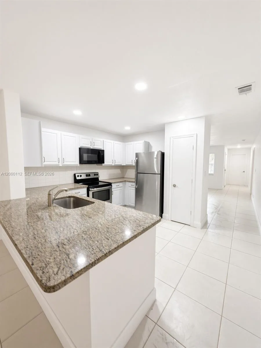 10226 NW 31st St # 0, Coral Springs, FL 33065 photo 8