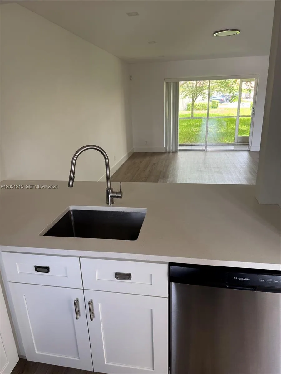 9937 Three Lakes Cir # 14d, Boca Raton, FL 33428 photo 4