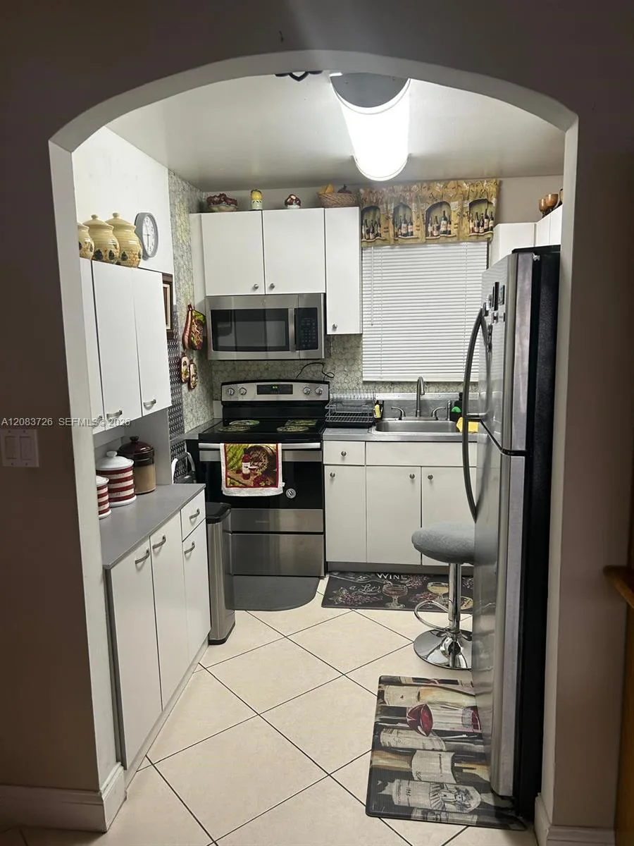 7450 Miami Lakes Dr # C104, Miami Lakes, FL 33014