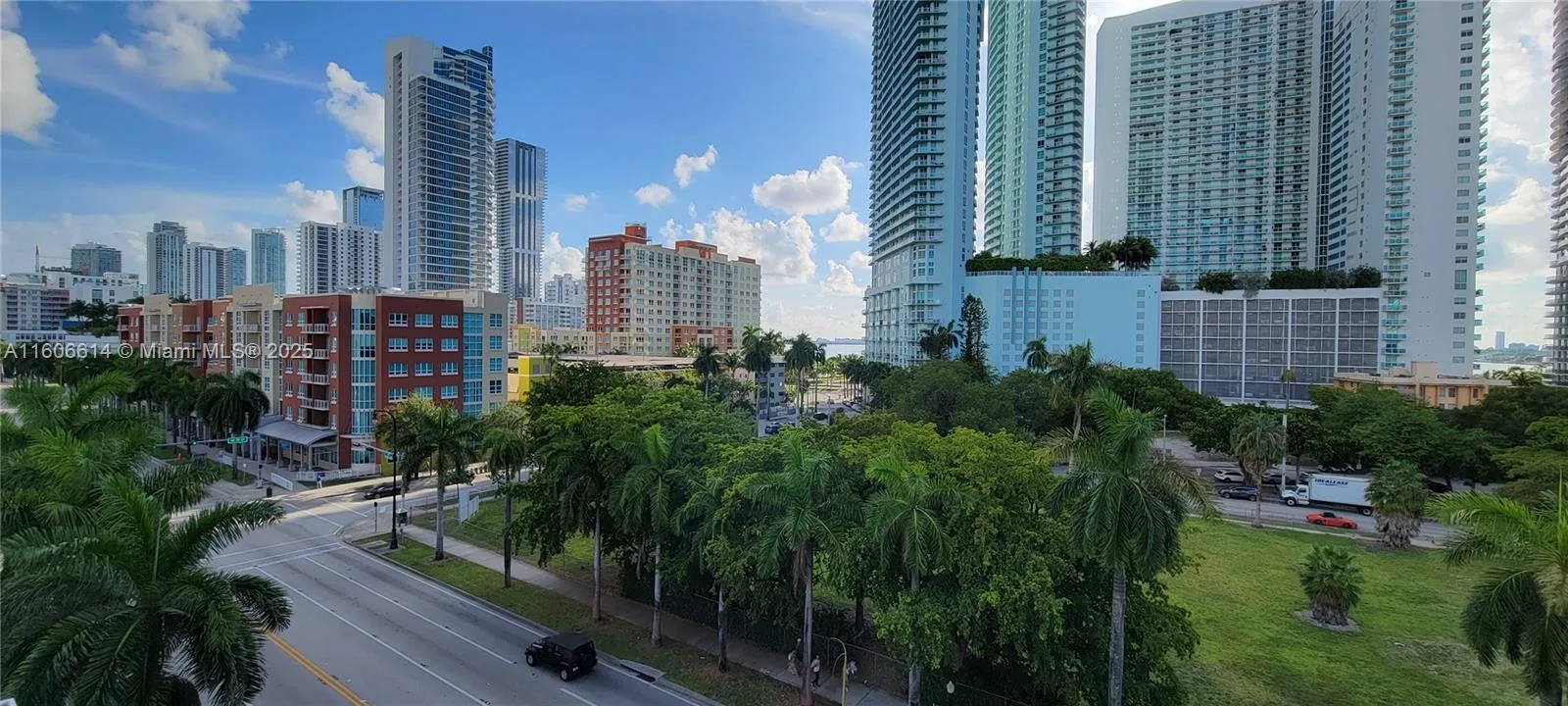 275 NE 18th St # 901, Miami, FL 33132 photo 2